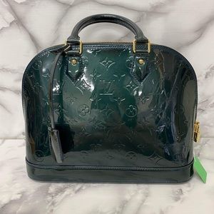 Louis Vuitton Alma Vernis Pm